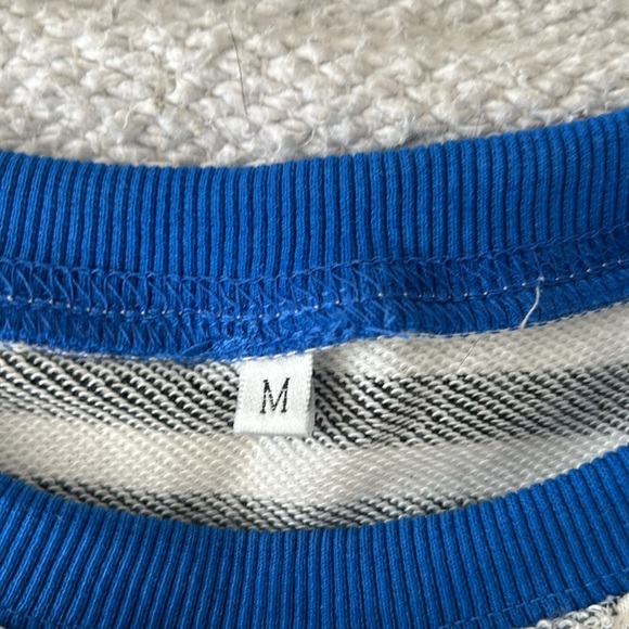 Sweater - Picture 3 of 3